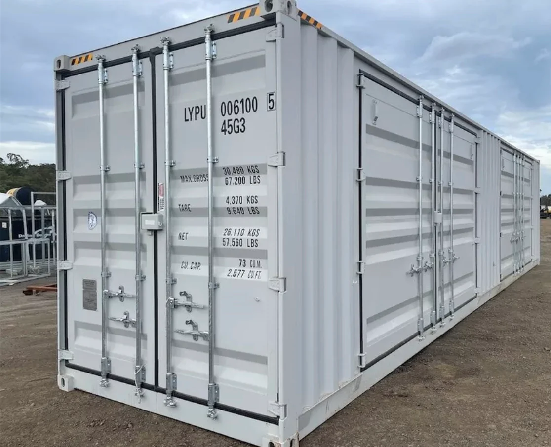 Contenedor marítimo High Cube de 40 pies con 4 puertas laterales.