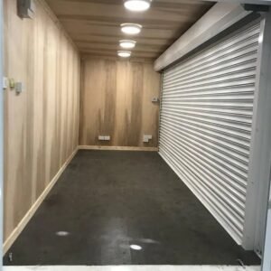 Contenedores de transporte con puerta de enrolar de 6 m x 2,4 m