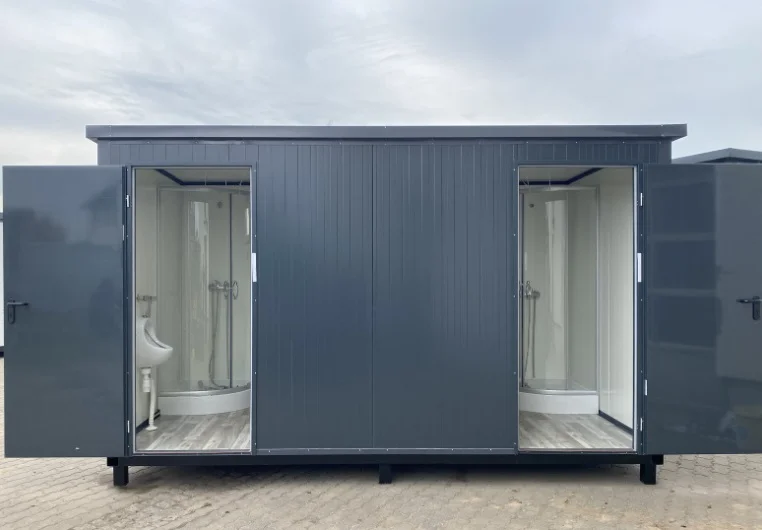 Contenedor sanitario 4x2 m con WC doble y duchas - Imagen 2